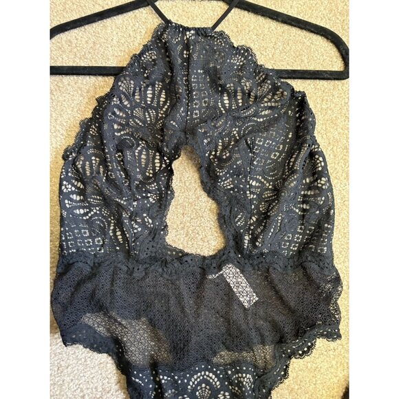 Victoria’s Secret Lace Black Thong Teddy. Size XL Halter Neck - Picture 3 of 8